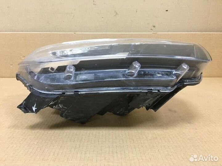 Фара передняя правая Renault Logan 2