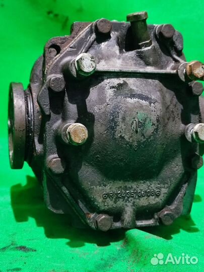 Редуктор заднего моста Mercedes w201