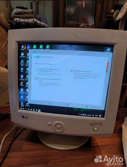 Монитор ЭЛТ Samsung LG