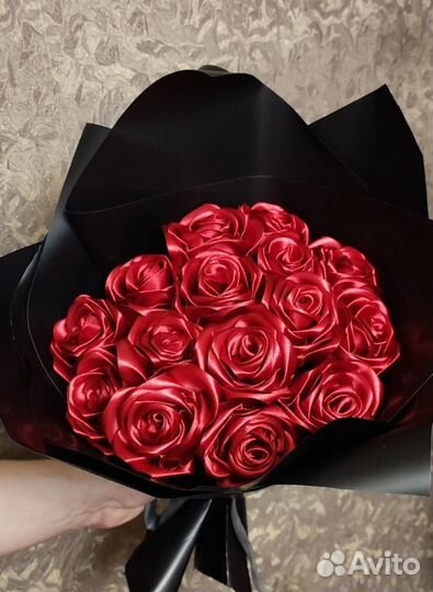 Цветы из атласной ленты