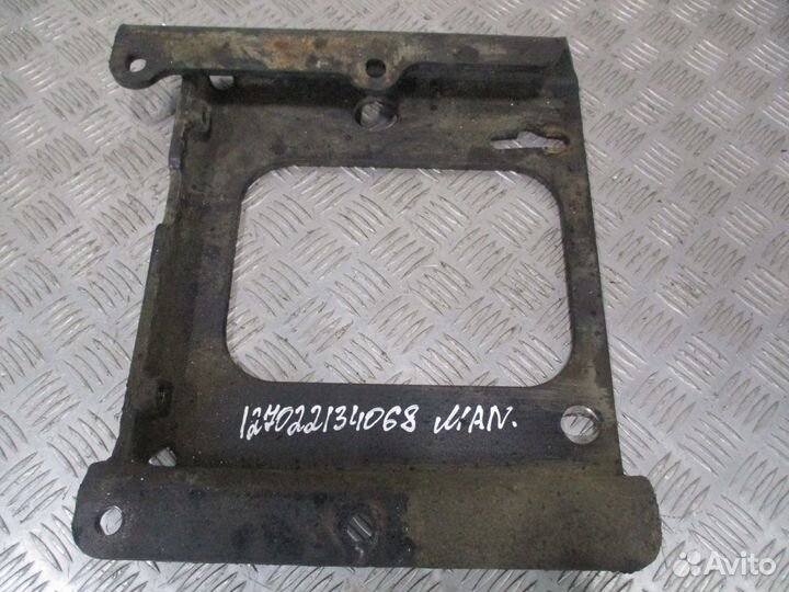 Кронштейн глушителя MAN 81155025361