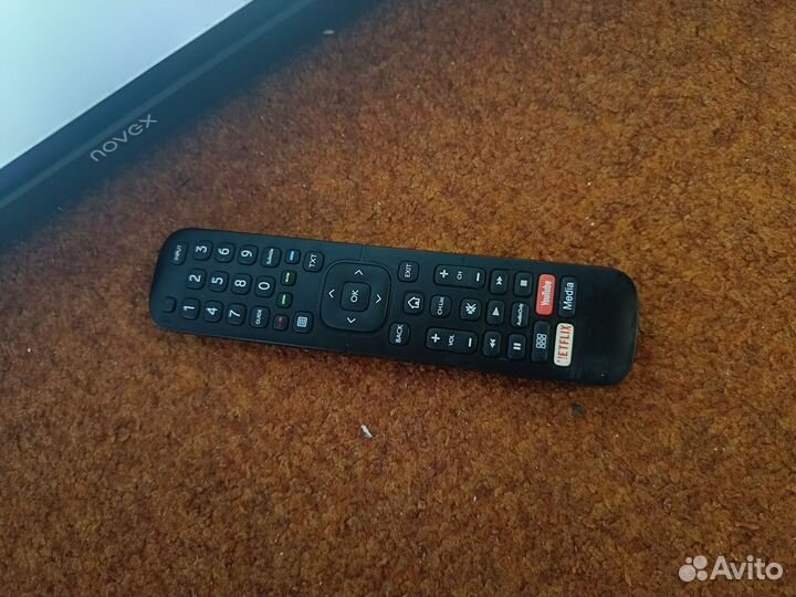 Телевизор SMART tv метровый