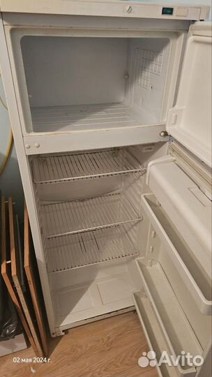 Холодильник на запчасти