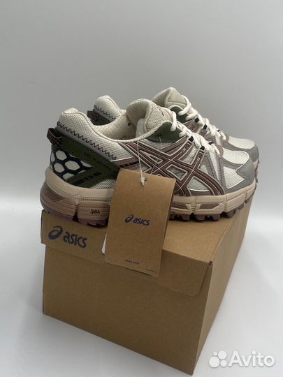 Кроссовки asics kahana