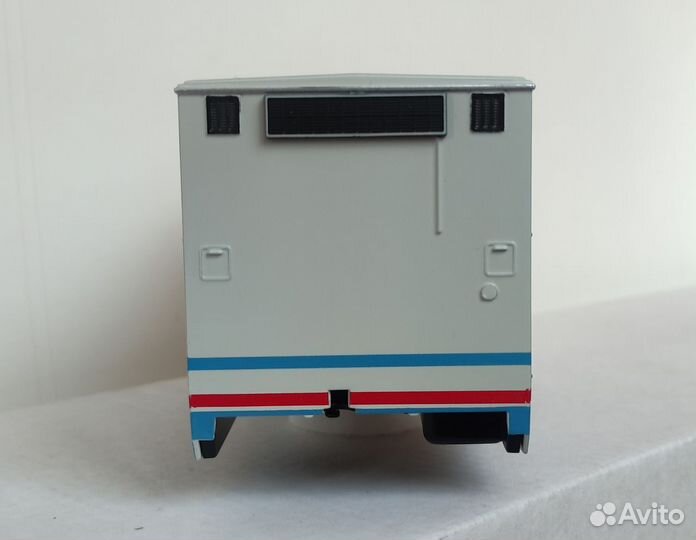 Надстройка Фургон с надрамником, 1/43