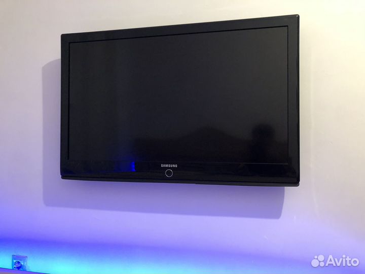Телевизор samsung