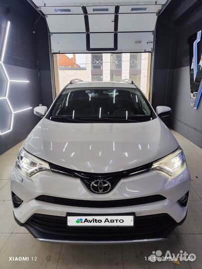 Toyota RAV4 2.5 AT, 2017, 110 000 км