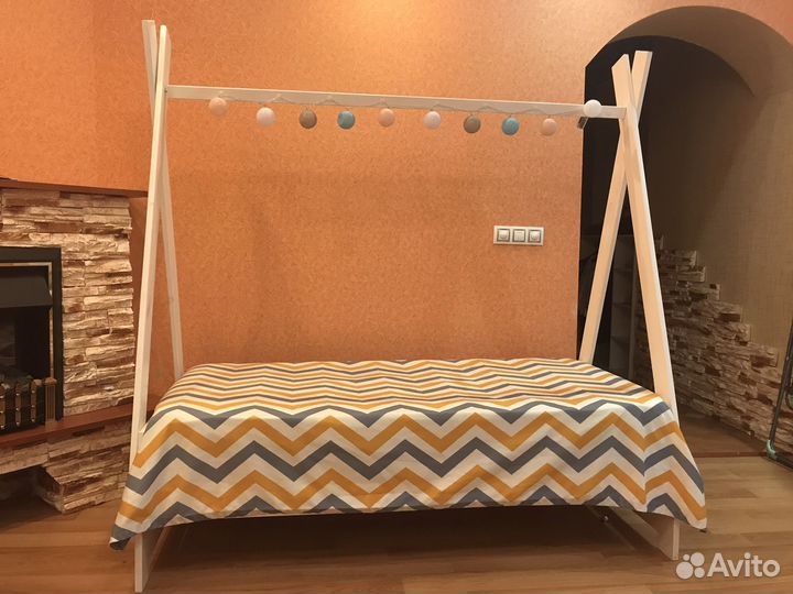 Детская кровать домик с матрасом