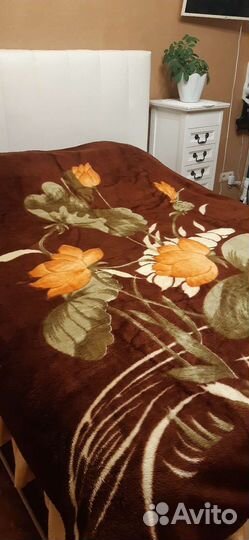 Плед на двуспальную кровать