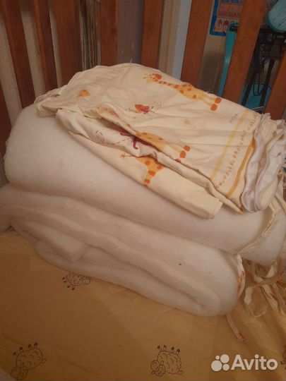 Детская кроватка