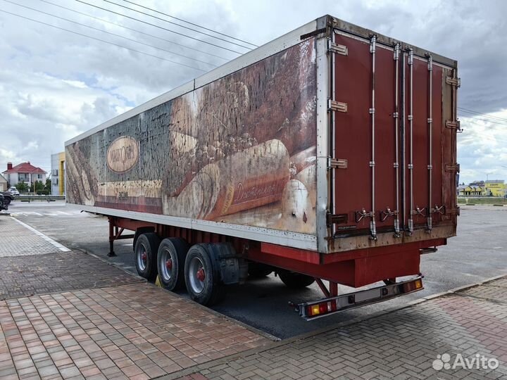 Полуприцеп изотермический МАЗ 9758, 2003