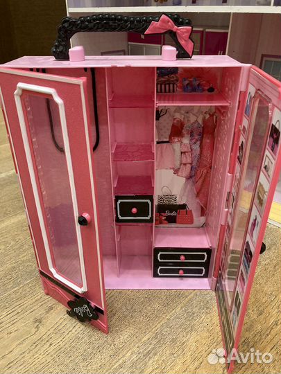 Кукольный дом с мебелью