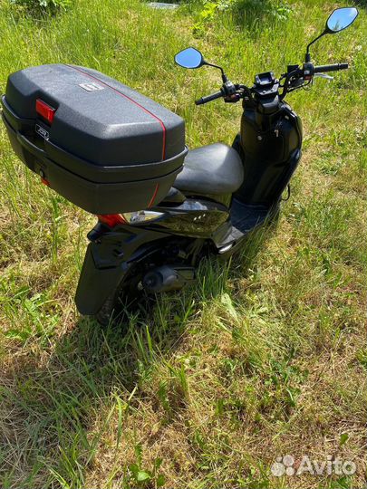SYM JET 4 naked
