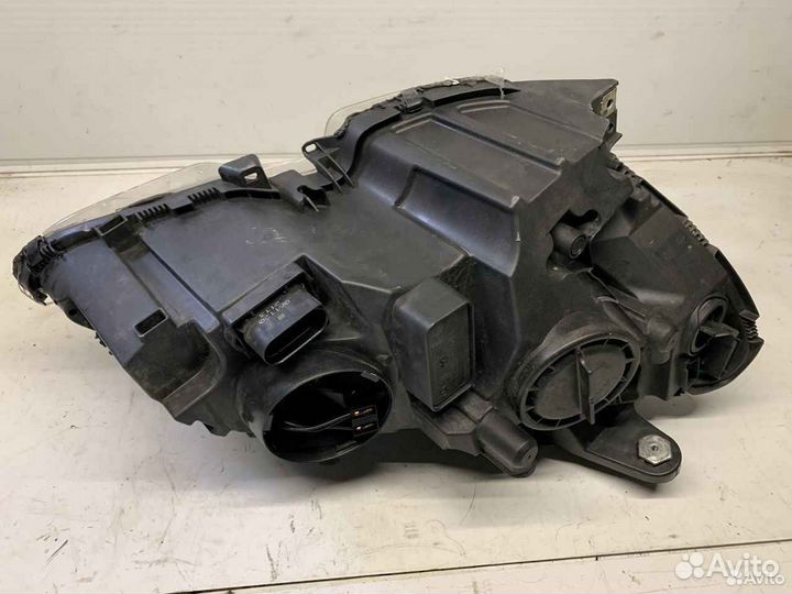 Фара передняя левая Мерседес w204