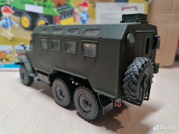 Урал 375Д/4320 топливозаправщик, будка парм