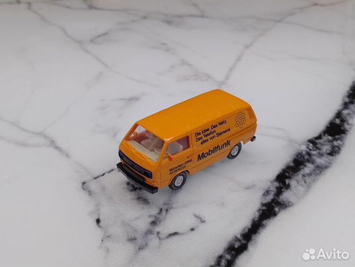 Volkswagen Transporter T3 (1980-1990), оранжевый