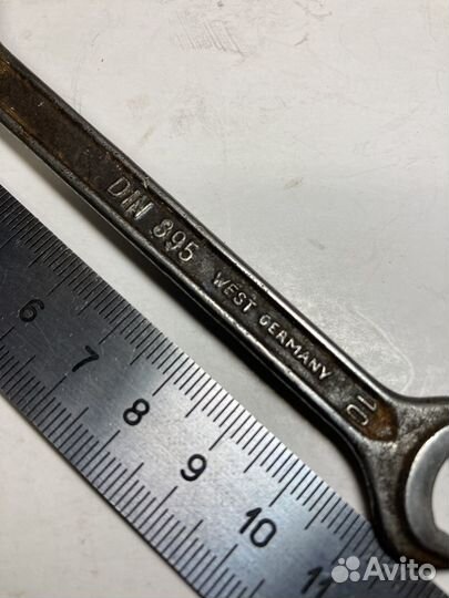 Старинный рожковы ключ