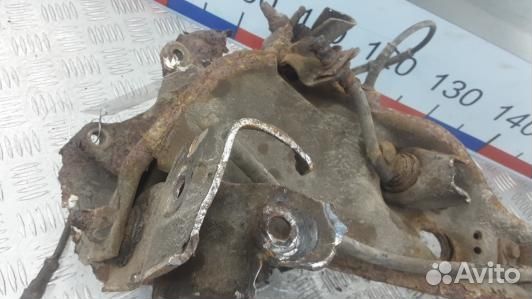 Ступица задняя левая mitsubishi carisma (KSE03LZ01