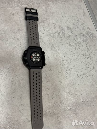 Часы Polar vantage m2