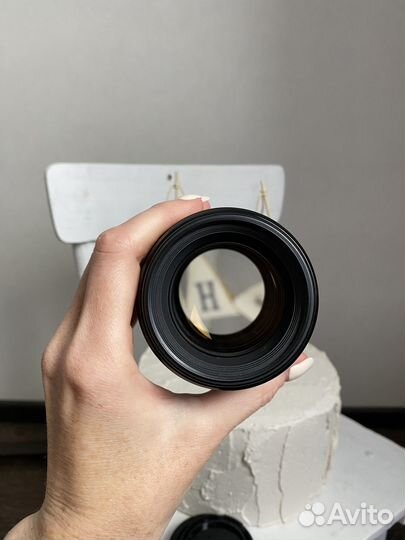 Canon ef 85mm f 1.8