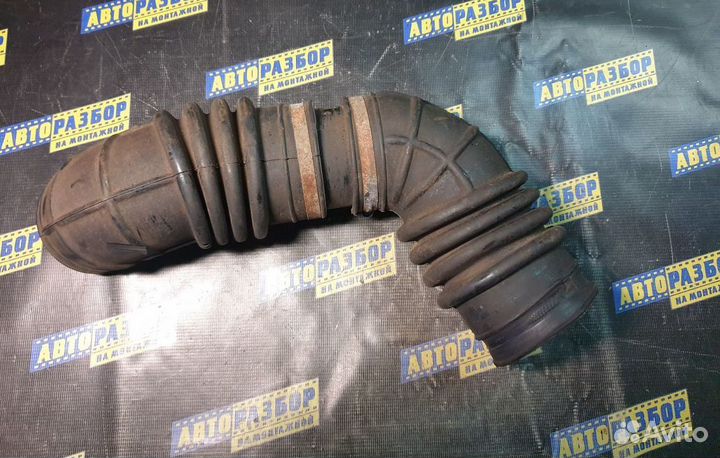 Патрубок воздушного фильтра УАЗ Буханка