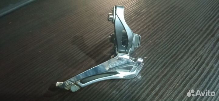 Передний переключатель Shimano