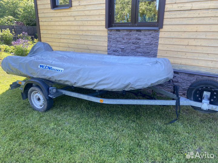 Лодка с прицепом