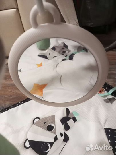 Детский развивающий коврик tiny love