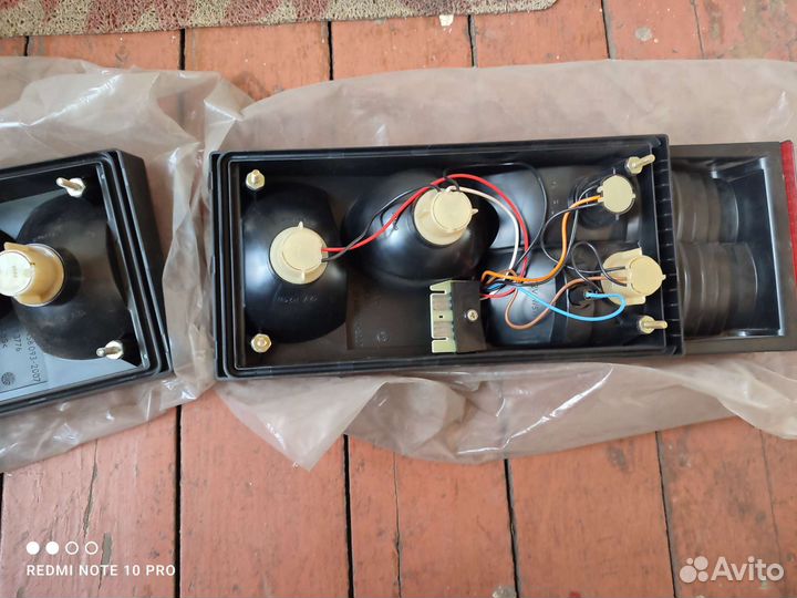 Задние фонари ваз 2114 новые