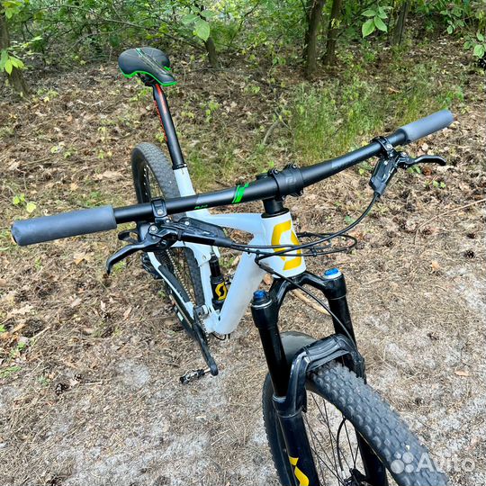 Велосипед Scott Spark 945 (2017, L)
