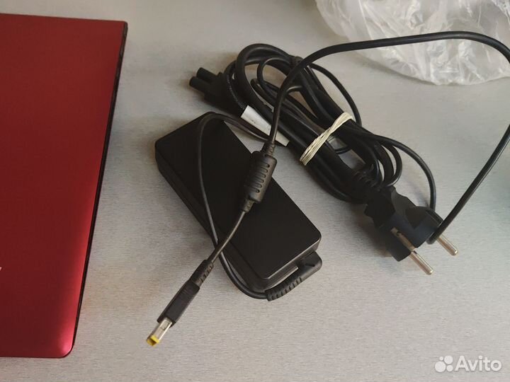 Продам ноутбук Lenovo Idea Pad U430p