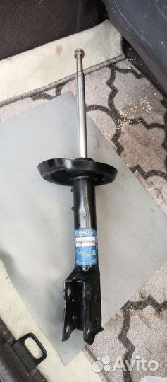 Стойка передняя