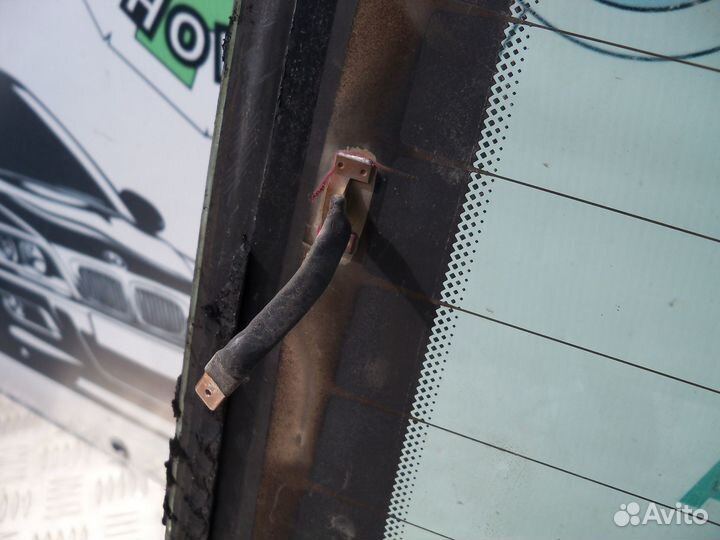 Стекло заднее Ford Focus 1 USA 2001г Седан