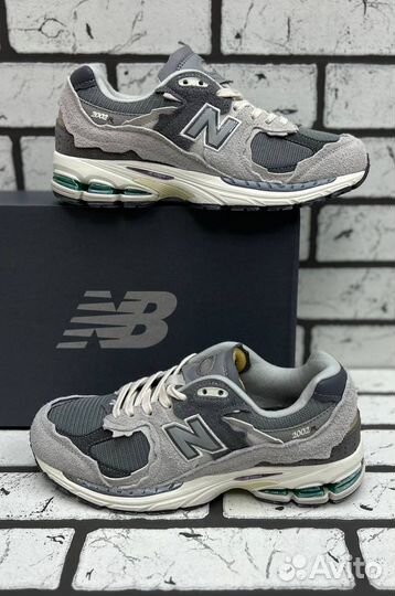 Кроссовки New Balance 2002R 