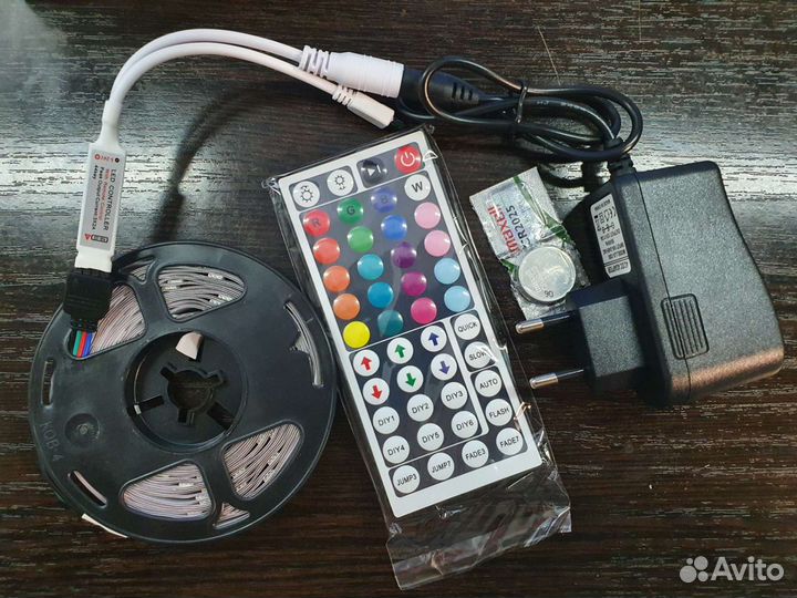 Светодиодная лента RGB 5050 10м + Пульт 44 + Блок