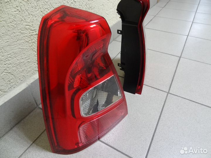 Задняя оптика фонари Renault Logan 2010-2014