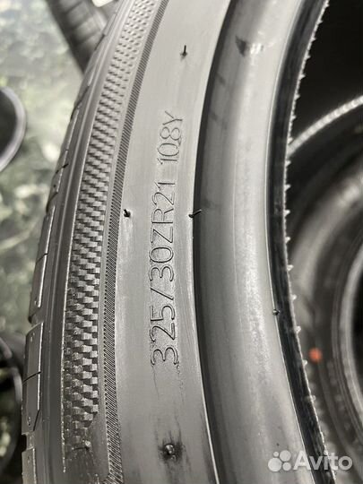 Hankook Ventus S1 Evo3 SUV K127A 285/35 R21 и 325/30 R21 105Y
