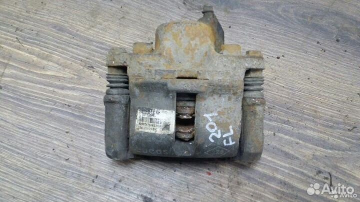 Суппорт рено логан