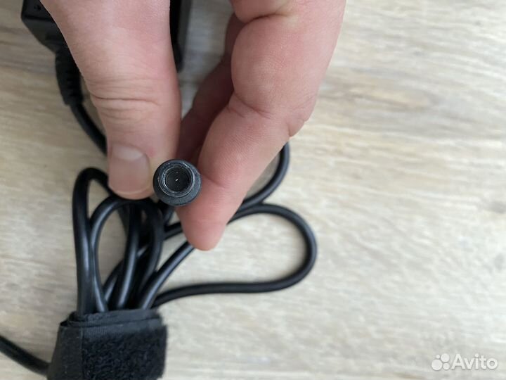 Зарядка для ноутбука dell