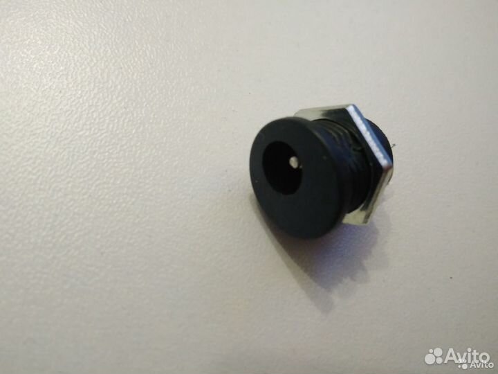 Зарядное устройство для шуруповертов 18 В