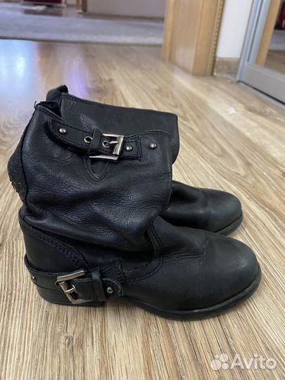 Сапожки Zara