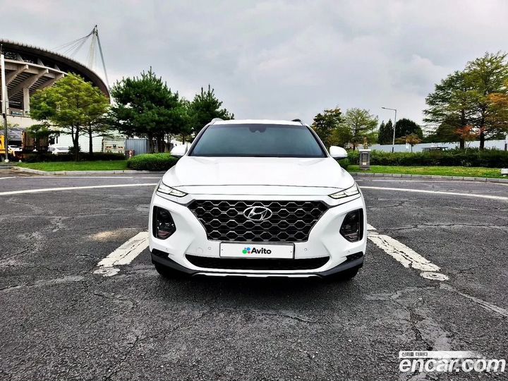 Hyundai Santa Fe 2.0 AT, 2019, 45 000 км