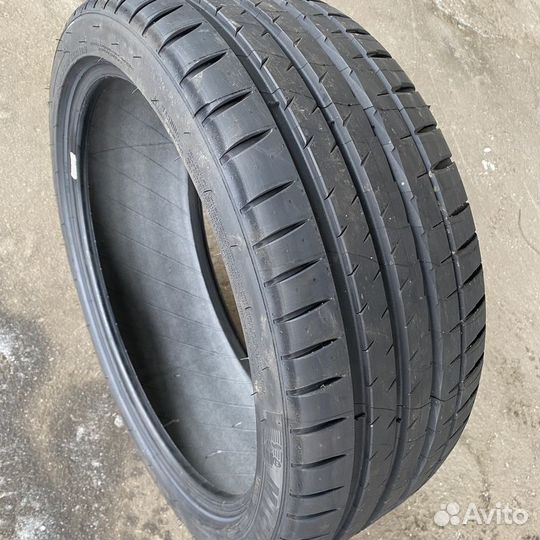 Michelin Pilot Sport 4 S 245/45 R20 103