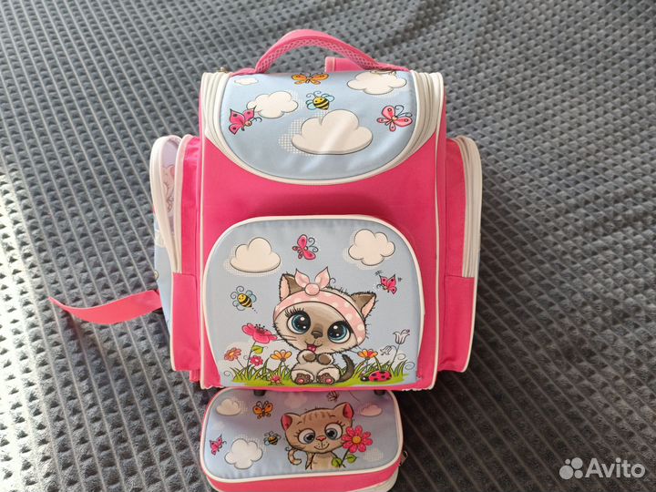 Рюкзак школьный новый с пеналом
