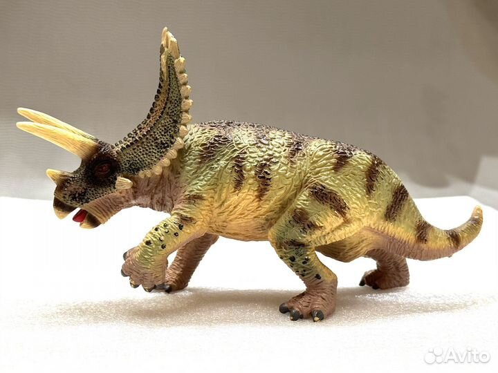 Коллекция 8 динозавров Schleich, Collecta и др