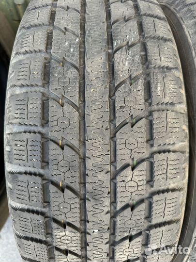 Toyo Observe GSi-5 225/55 R18 98