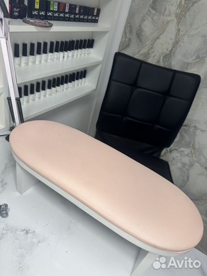 Подставка под руки клиента