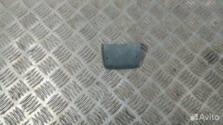 Заглушка петель капота Man Tga