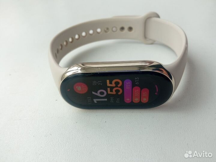 Фитнес браслет Xiaomi Mi Band 8