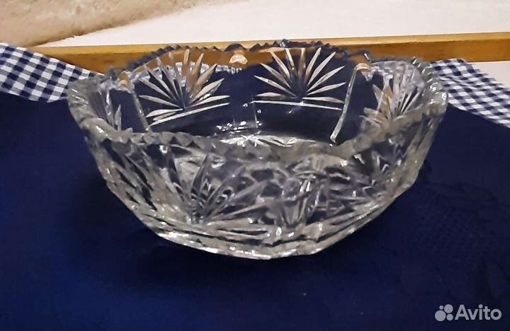 Вазочка хрустальная